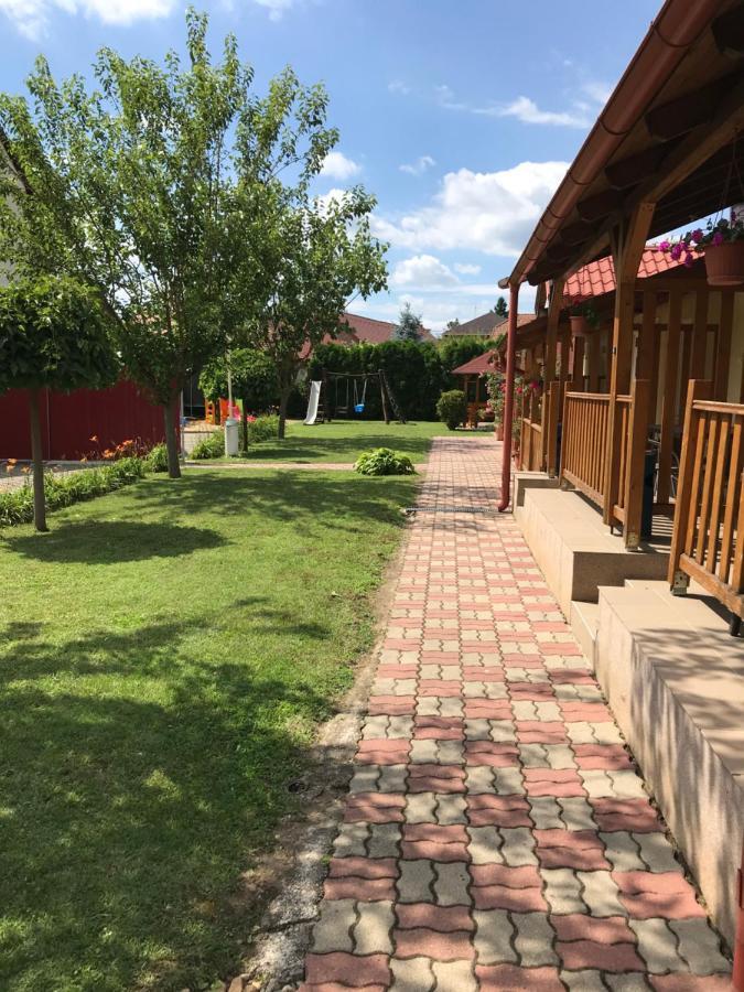 Zam-Zem Holiday Apartman Hajdúszoboszló Exterior foto